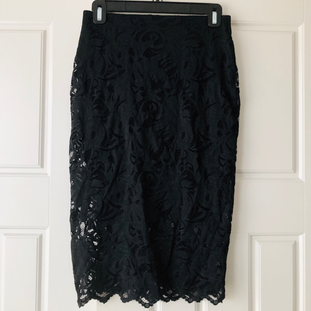 H&M black skirt